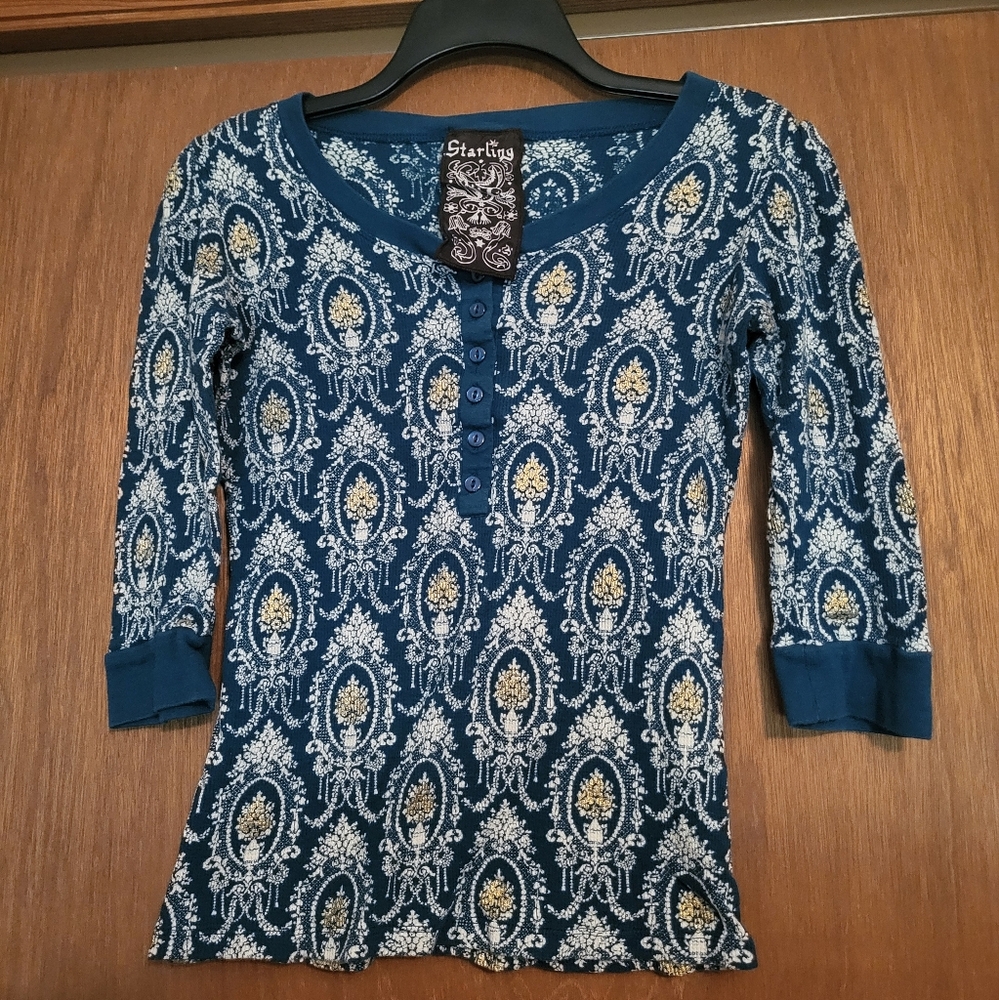 2 For$6: Starling 3/4 sleeve top, M